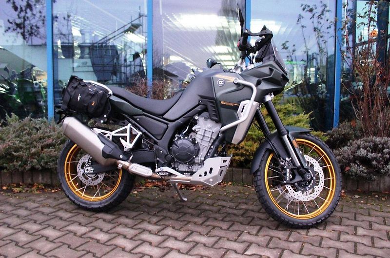 Kove (2025) 800X PRO 2025 S DOPLŇKY - fotka 2 z 12