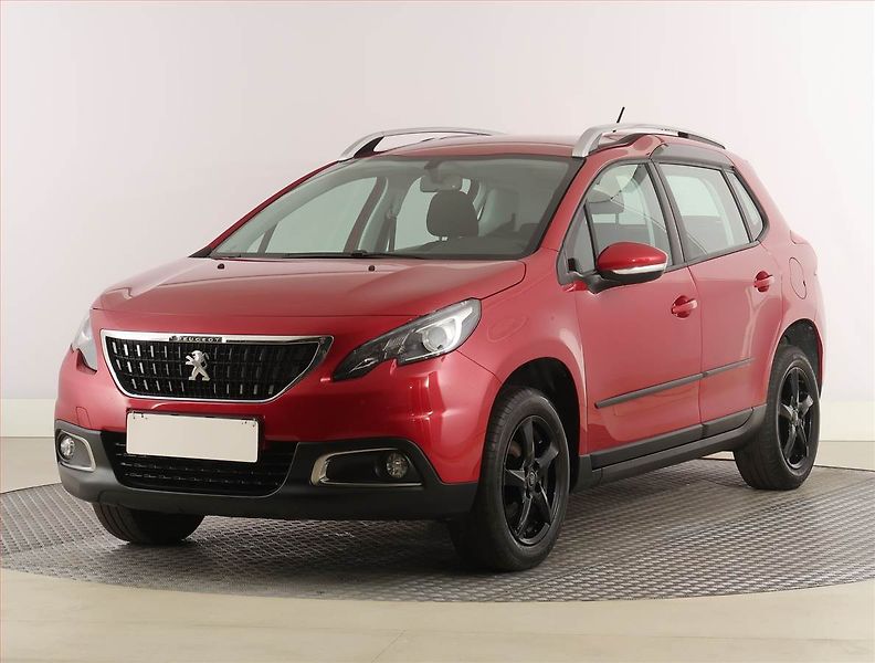 Peugeot 2008 (2018) 1.2 PureTech, Serv.kniha - fotka 2 z 20