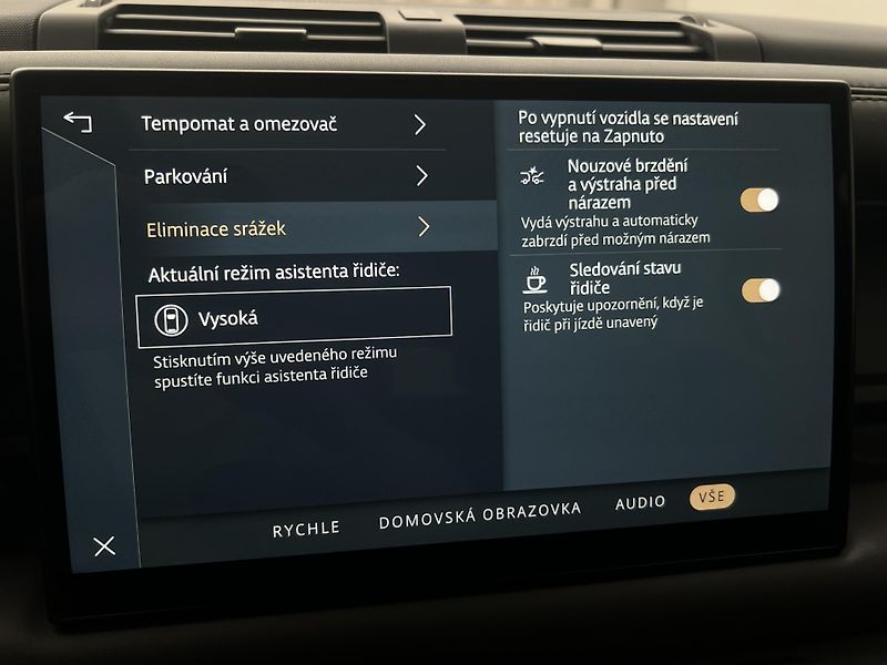 Land Rover Defender 110 D300 HSE AUT CZ - fotka 42 z 51
