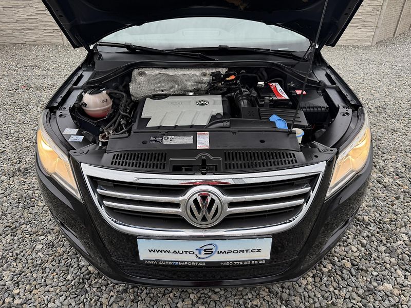 Volkswagen Tiguan 140PS 4x4 DSG PANORAMA - fotka 77 z 158