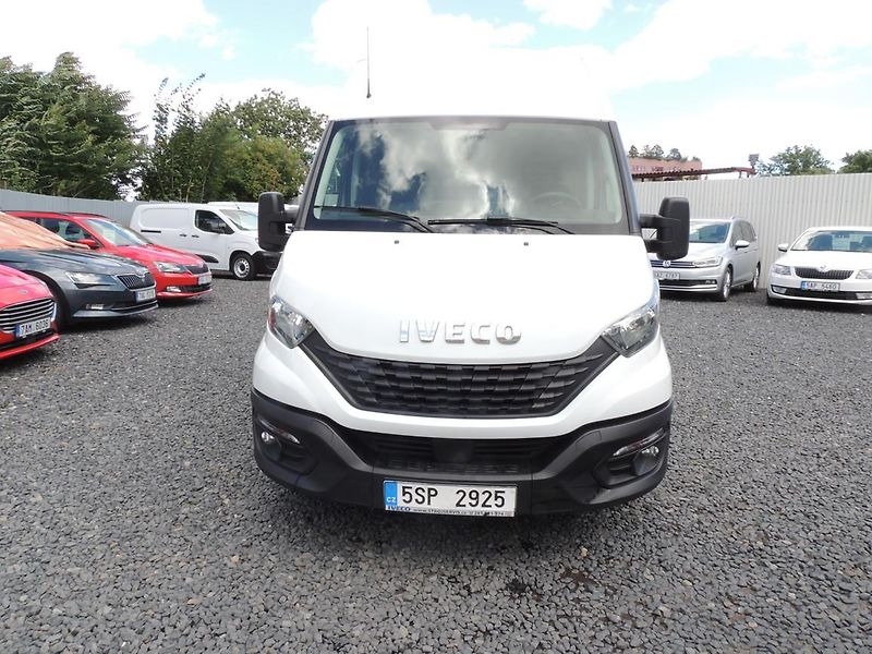 Iveco Daily (2021) 2.3D,35S16,115kw,Maxi,ČR,1maj. - fotka 2 z 31