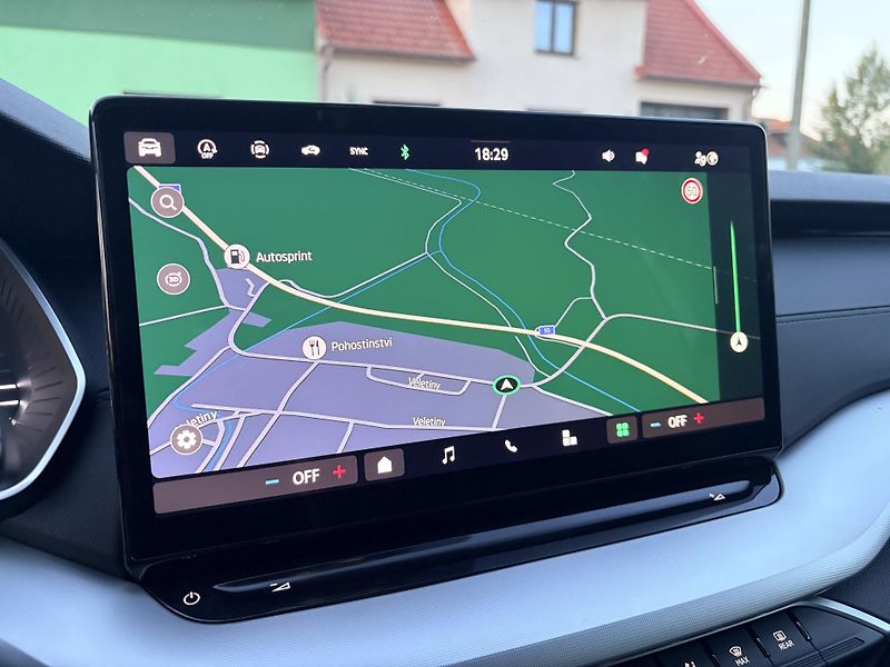 Škoda Octavia 2.0TDI 110KW DSG LED VIRTUAL - fotka 33 z 53