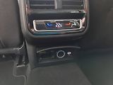 Volkswagen Passat Variant (2023) 2.0 TDI (110kW/150k) DSG, Busi - náhled 22