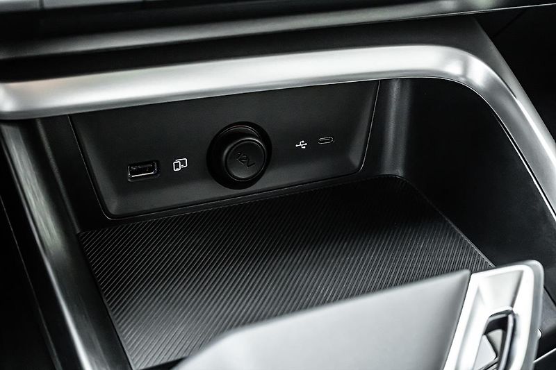 MG ZS (2026) 1,5 HEV  Essential - fotka 15 z 18