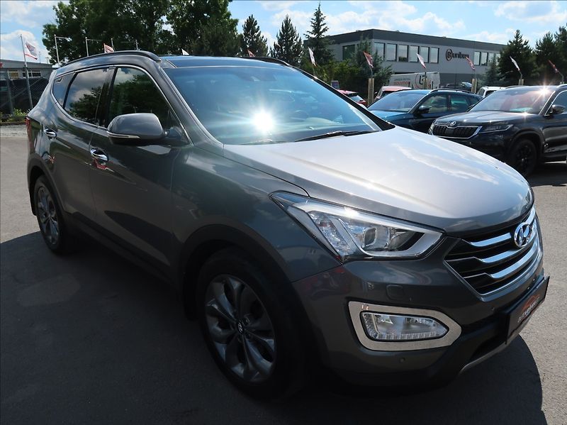 Hyundai Santa Fe 2,2 CRDi,145kW,NovéČR,Premium - fotka 2 z 37