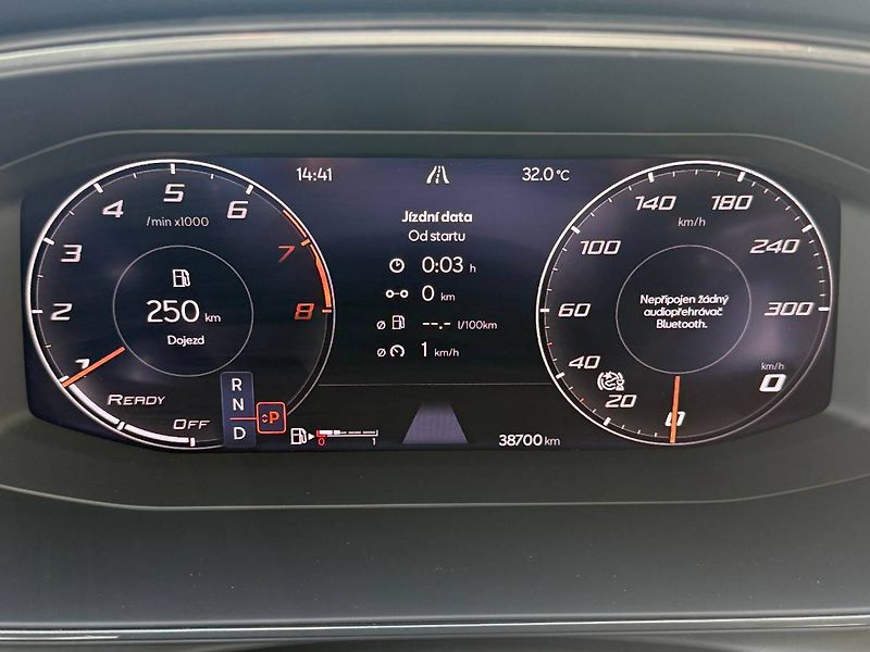 Cupra Formentor (2024) 1.5 TSI 110 kW DSG - fotka 11 z 22