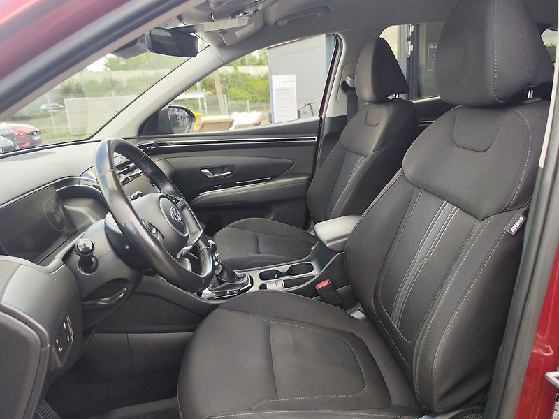 Hyundai Tucson 1.6 T-GDI/110kW Smart - fotka 13 z 33