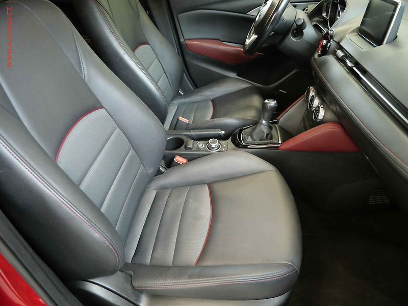 Mazda CX-3 (2016) 1.5 D, LED, headUP, kůže - fotka 11 z 22