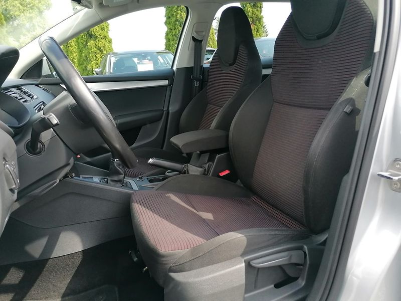 Škoda Octavia (2014) 1.4 TSi 1.majitel ČR - fotka 7 z 20