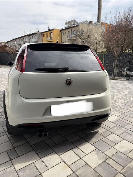 Abarth Punto Evo (2010) 1.4T-jet 114kW - fotka 5 z 12