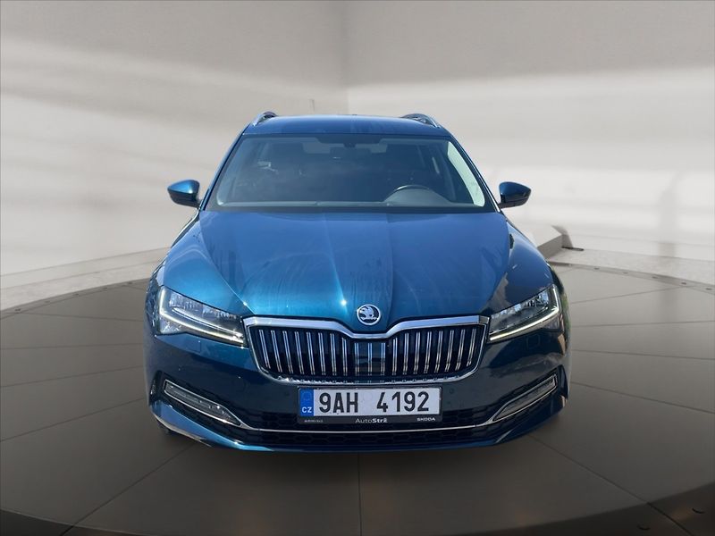 Škoda Superb 2,0 TDI 147 Style DSG - fotka 2 z 11
