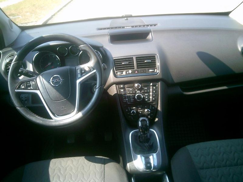 Opel Meriva (2013) 1.4 KOUPENO ČR, 1.MAJITEL - fotka 8 z 12
