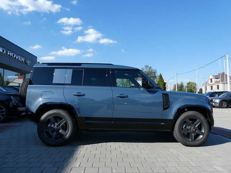 Land Rover Defender (2026) 110 3,0 X-Dynamic SE D250 - fotka 6 z 33