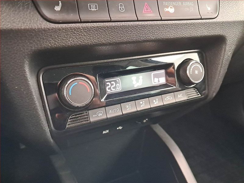 Škoda Fabia (2017) Style 1.2 TSI, Serv.kniha - fotka 13 z 16