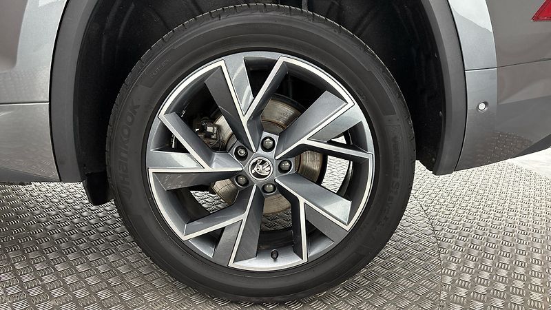 Škoda Kodiaq 2.0 TDI DSG 4x4 Sportline Excl - fotka 19 z 32