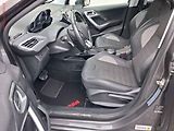 Peugeot 2008 (2019) 1.2 PT, Allure, AT, TZ, navi - náhled 9