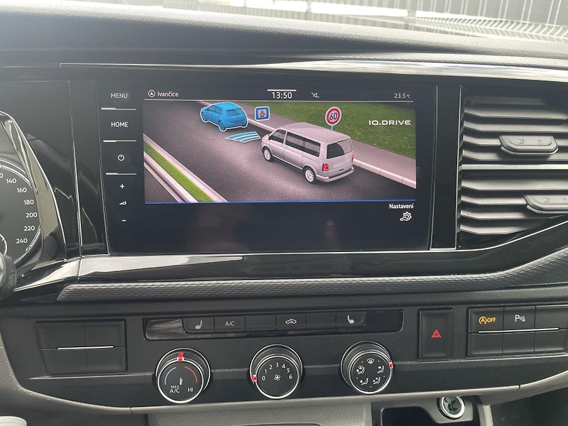 Volkswagen Transporter (2021) T6.1 2.0 TDI 110 kW - fotka 14 z 23