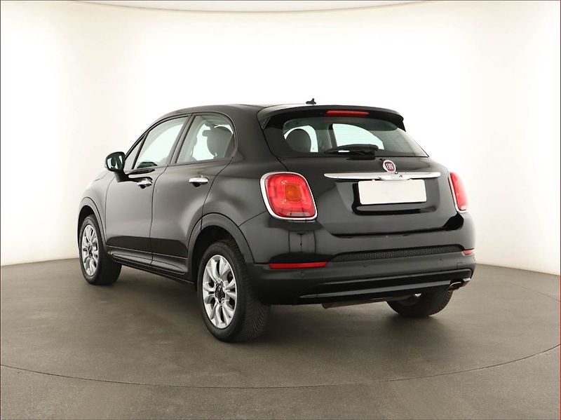 Fiat 500X (2018) 1.6 E.torQ, Navi, Tempomat - fotka 4 z 13