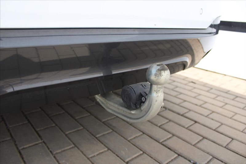 BMW Řada 6 640i xDrive GT 250kW M PAKET - fotka 16 z 36