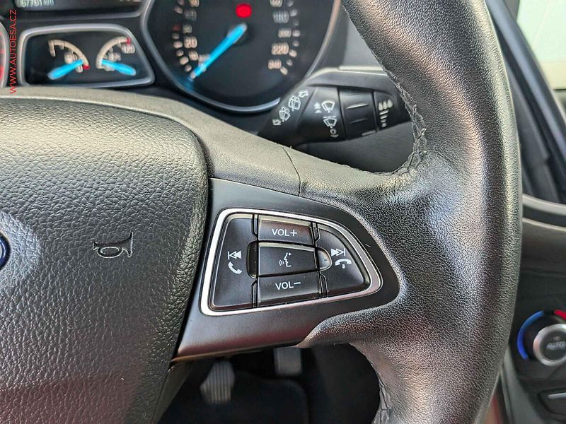 Ford Kuga (2018) 1.5EB, 1.maj,ČR, Xenon, navi - fotka 14 z 16