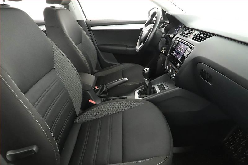 Škoda Octavia (2017) Ambition Plus 1.6 TDI - fotka 7 z 13