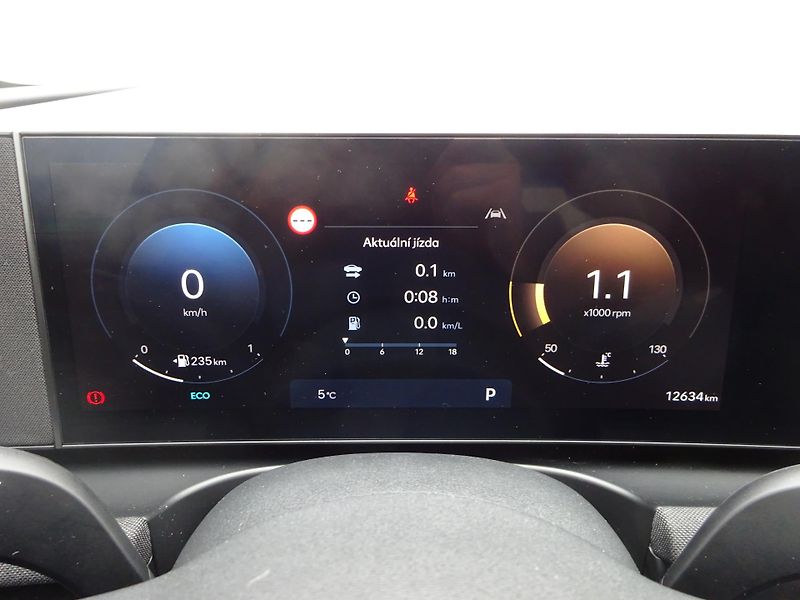 Hyundai Tucson 1.6 T-GDI DCT 118kW N-Line - fotka 16 z 21