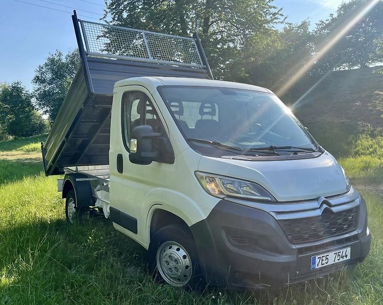 Citroën Jumper (2015) 2.2 HDi, novy 3S sklápěč 2,7m - fotka 2 z 15