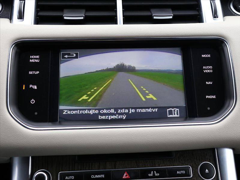 Land Rover Range Rover Sport 3,0 SDV6 215kW Kůže Kamera CZ - fotka 31 z 41