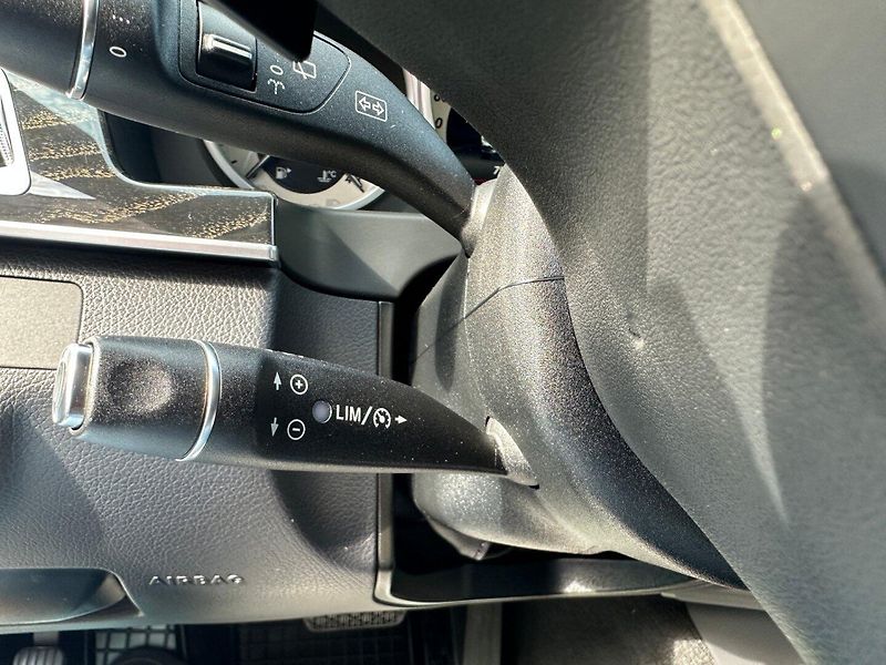 Mercedes-Benz Třídy E (2016) 220Cdi Avantgarde 9G-Tronic - fotka 19 z 25