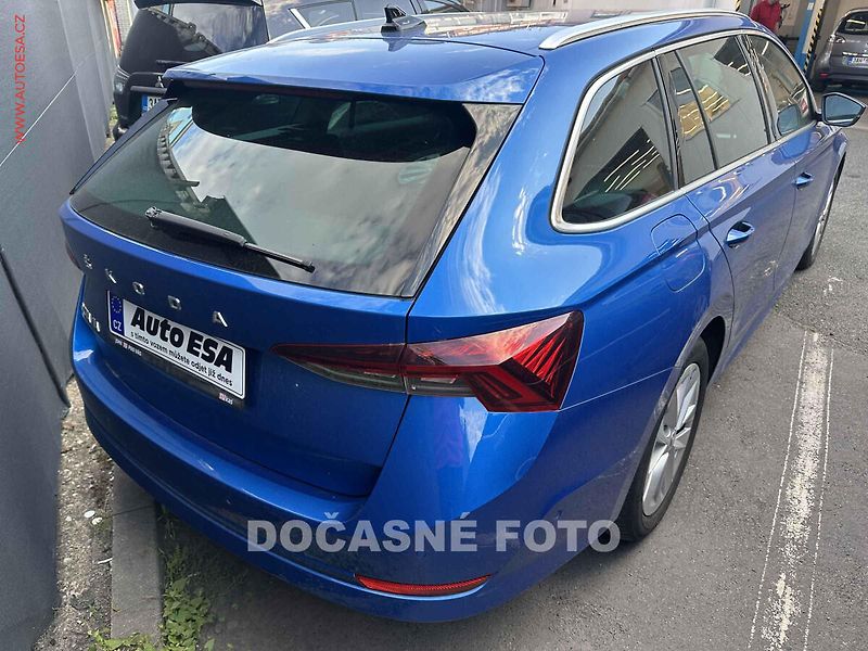 Škoda Octavia (2023) 2.0 TDi - fotka 2 z 3