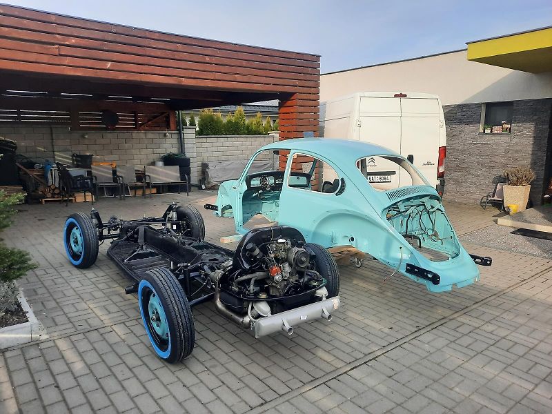 Volkswagen Beetle (1977) *PO RENOVACI* - fotka 13 z 14
