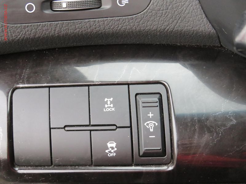 Kia Sorento (2015) 2.2CRDi, 2.maj,ČR, AT - fotka 13 z 29