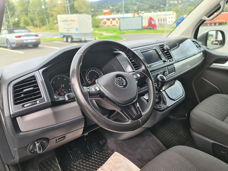Volkswagen Transporter (2016) MULTIVAN 2.0TDi 110-KW OLOMOUC - fotka 57 z 103
