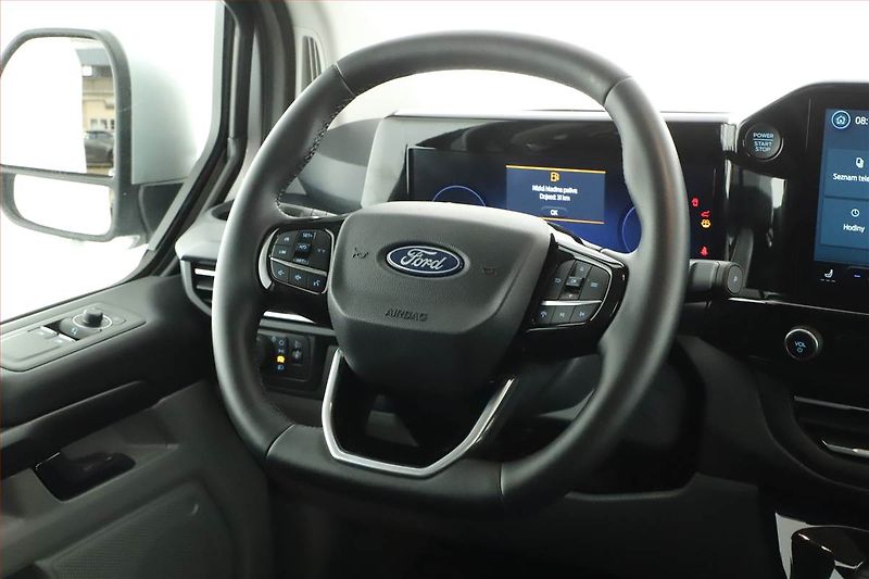Ford Tourneo Custom (2025) 2.0 EcoBlue AWD - fotka 8 z 19