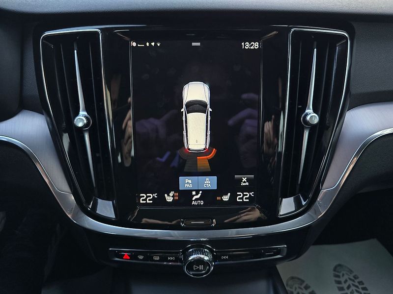 Volvo V60 184kW B5 4x4 CROSS COUNTRY - fotka 19 z 50