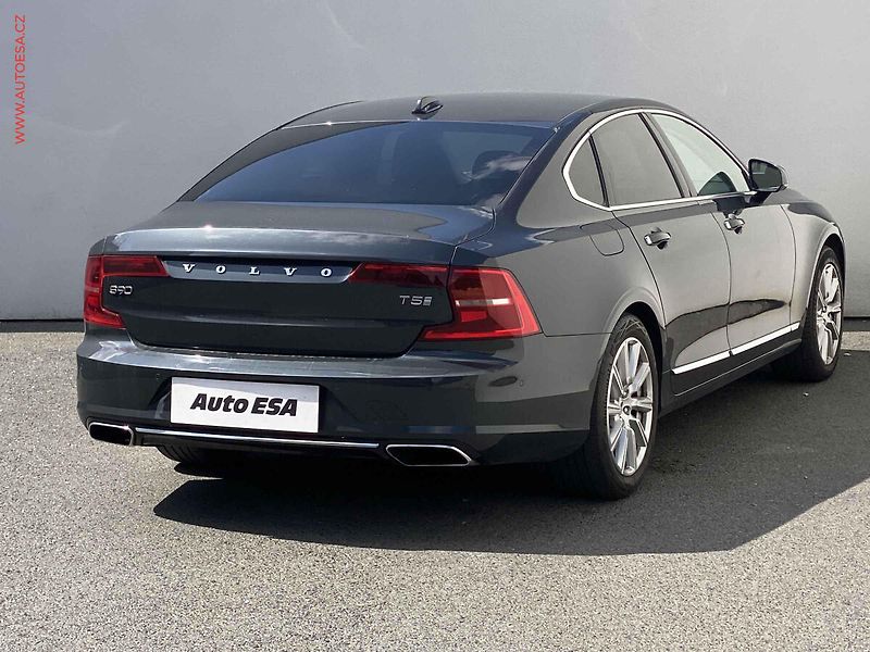 Volvo S90 (2017) 2.0 T5, 1.maj,ČR, servis - fotka 4 z 21