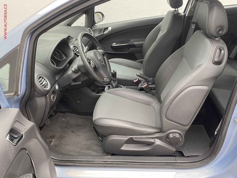Opel Corsa (2010) 1.2i, STK6/28 - fotka 9 z 14