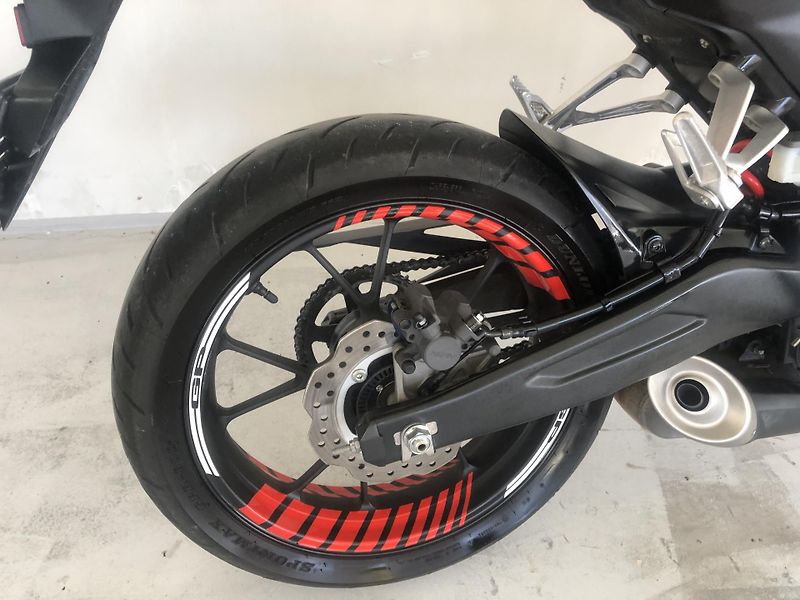 Honda CB 125 R Neo Sports Café - fotka 9 z 19