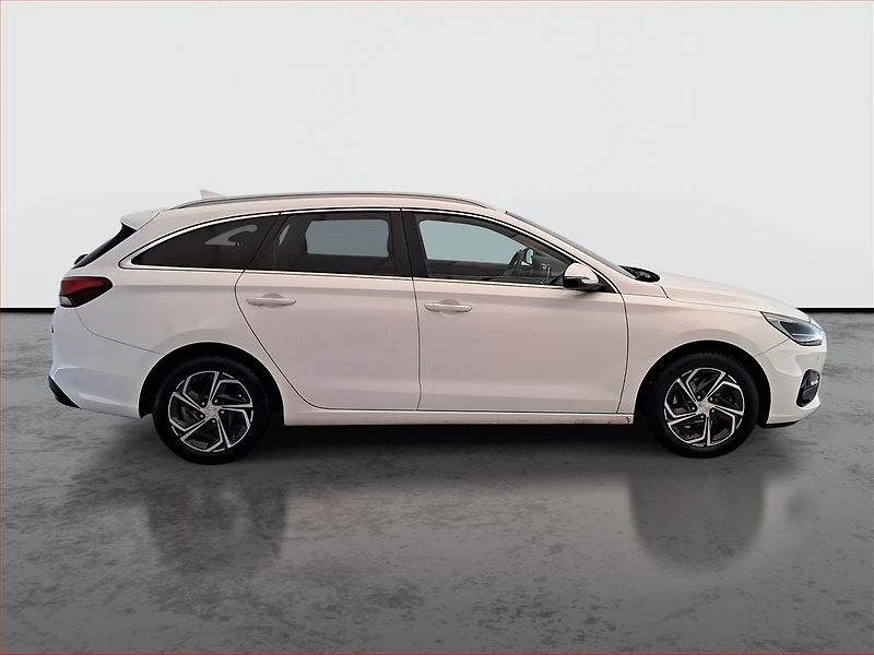 Hyundai i30 (2021) 1.0 T-GDI, Automat, ČR,1.maj - fotka 6 z 19