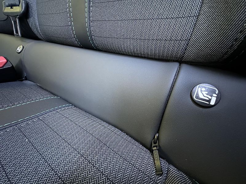 Peugeot 208 (2021) 1.2 PureTech ALLURE *AUTOMAT  - fotka 31 z 41