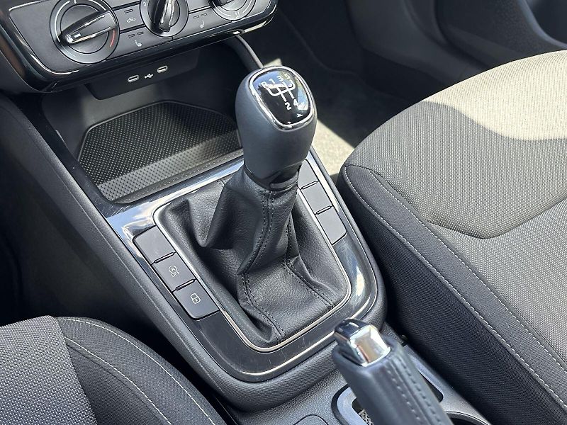Škoda Fabia (2025) 1.0 MPI Selection - fotka 14 z 28