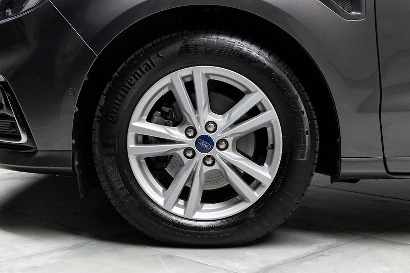 Ford S-MAX 2.5 HYBRID*TAŽNÉ*DPH*ČR 1.MAJ* - fotka 33 z 41