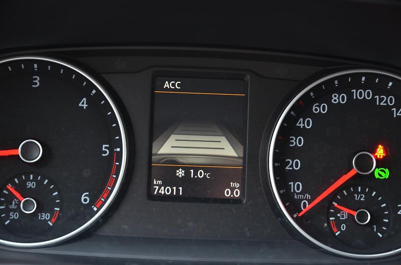 Volkswagen Multivan (2017) TDi 150kW 4x4 DSG Highline ČR - fotka 32 z 48