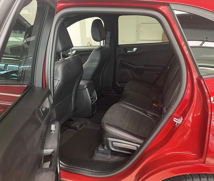 Ford Kuga ST-Line X 2,5HEV, ČR, 1.MAJ - fotka 10 z 31