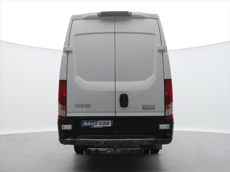 Iveco Daily 2,3 35C16 115kW L4H3 CZ DPH - fotka 6 z 25