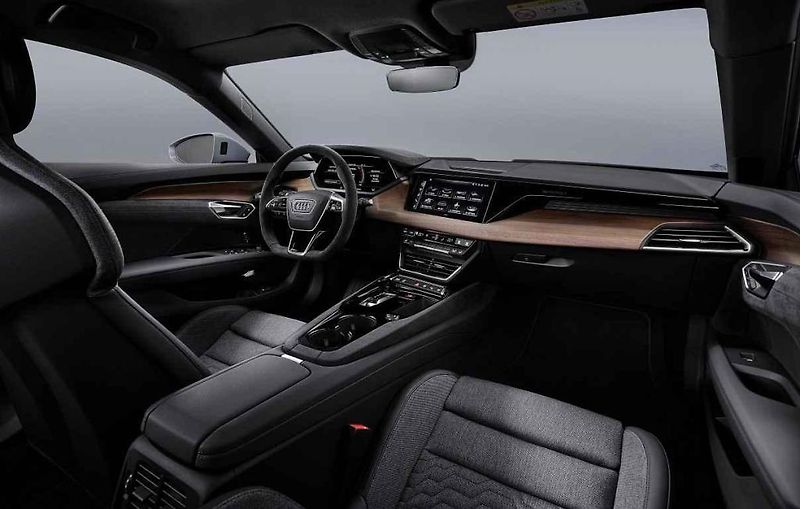 Audi e-tron GT