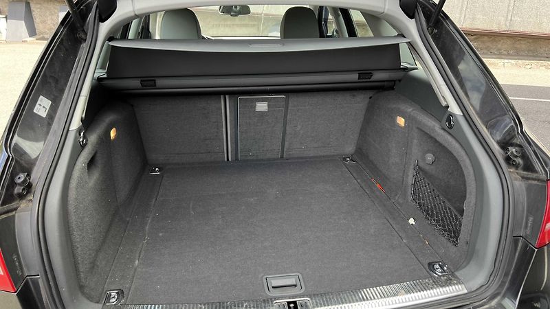 Audi A4 Avant B8 2.0 TDi 110 kW PO ROZVODECH - fotka 13 z 17