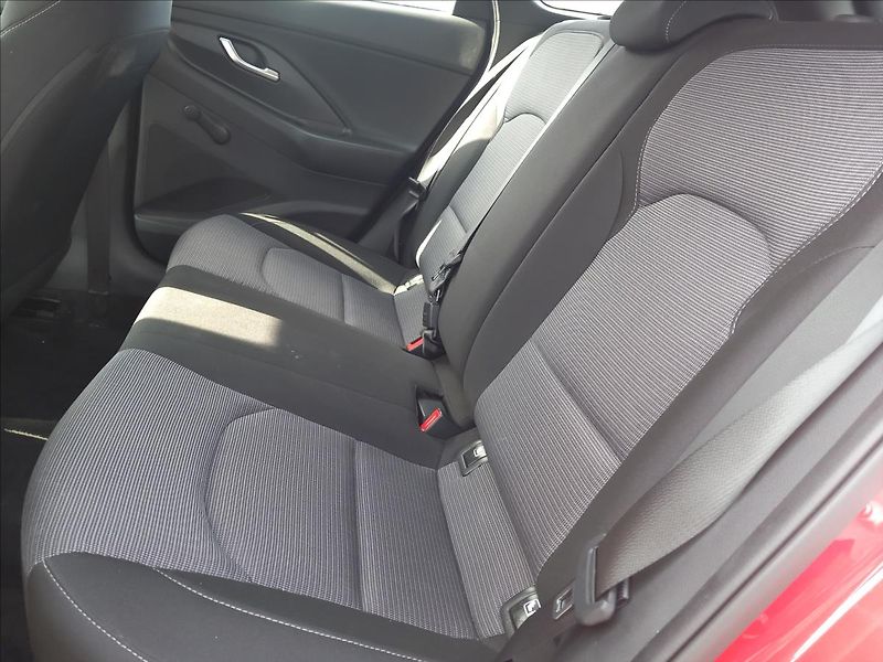 Hyundai i30 1,0 T-GDI MT START PLUS - fotka 19 z 19