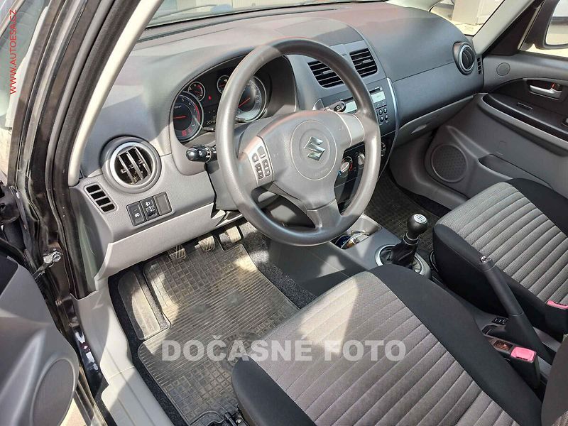 Suzuki SX4 (2011) 1.6VVT 4x4, ČR, AC, tažné - fotka 3 z 3