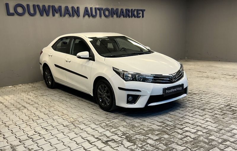 Toyota Corolla 1.6 ACTIVE TREND+ - fotka 13 z 16